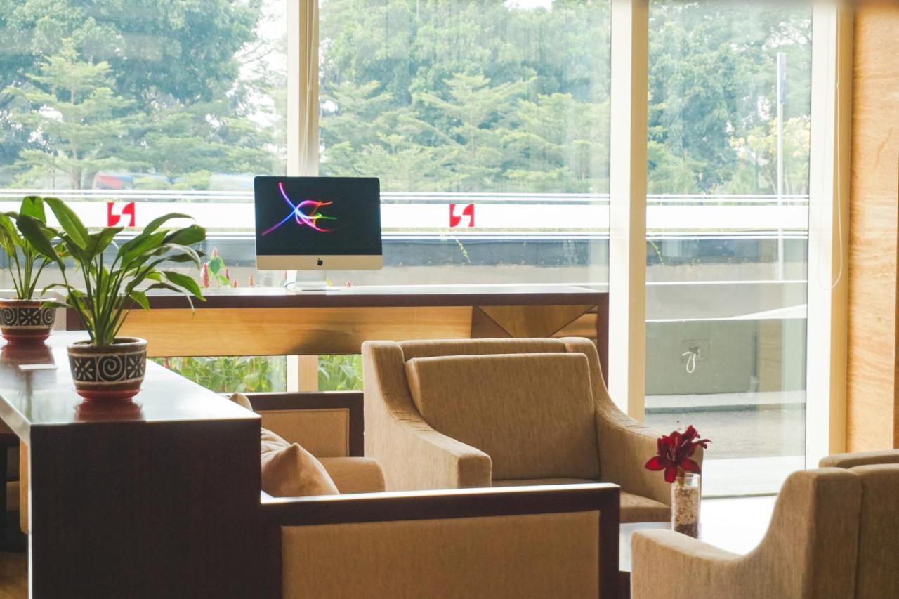 Swiss-Belcourt Serpong Eksteriør billede